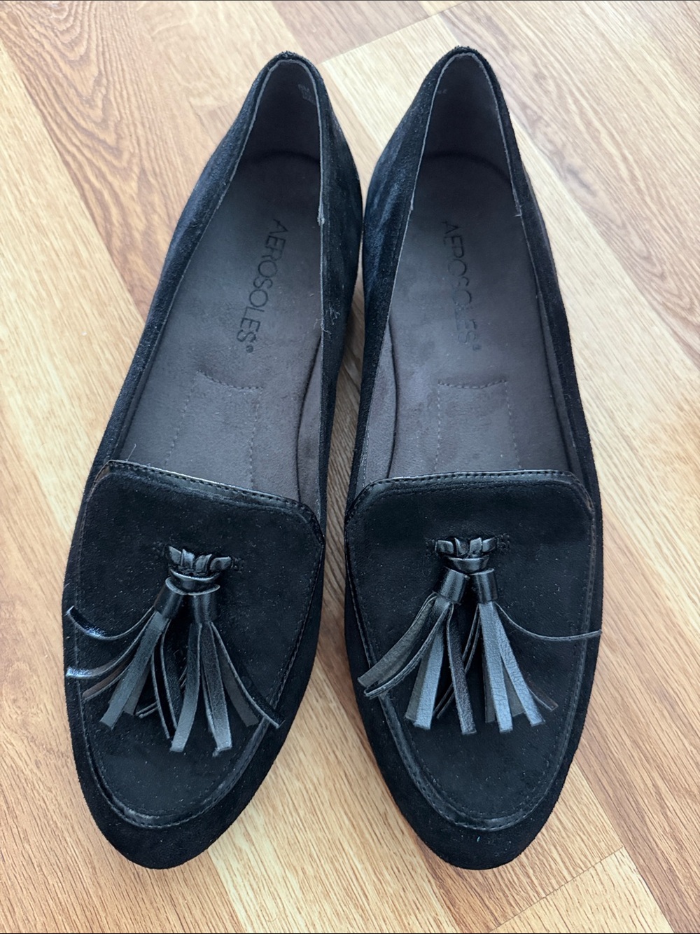 AEROSOLES Black Suede Tassel Loafers with Knot Detail Size 8